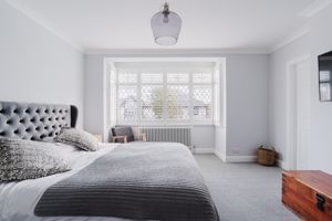 Bed 1- click for photo gallery